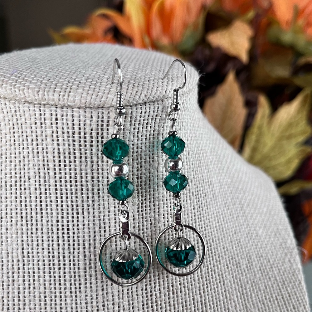 💚Handmade Earrings💚 - Picture 1 of 8
